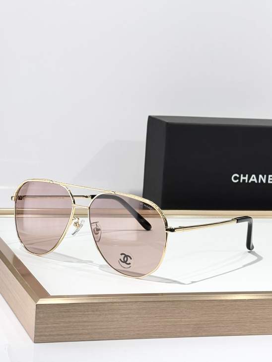 Picture of Chanel Sunglasses _SKUfw77837178fw